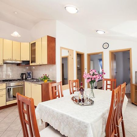 Villa Stana Vinišće Eksteriør bilde