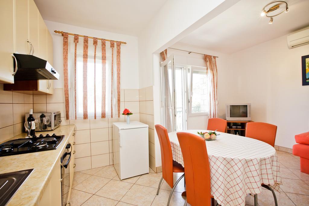 Villa Stana Vinišće Eksteriør bilde