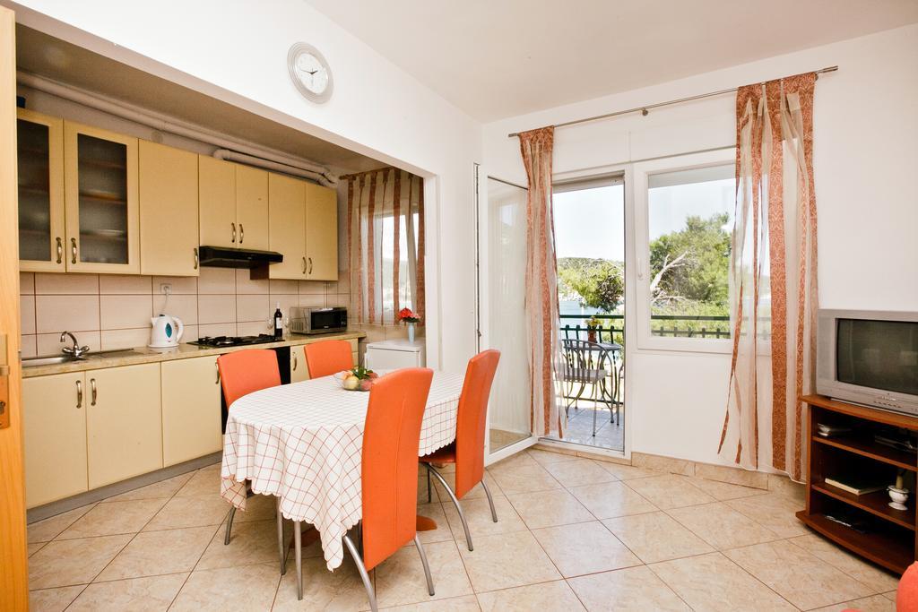 Villa Stana Vinišće Eksteriør bilde