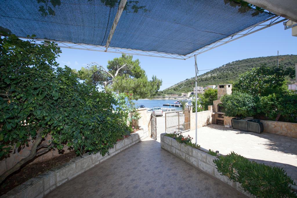 Villa Stana Vinišće Eksteriør bilde