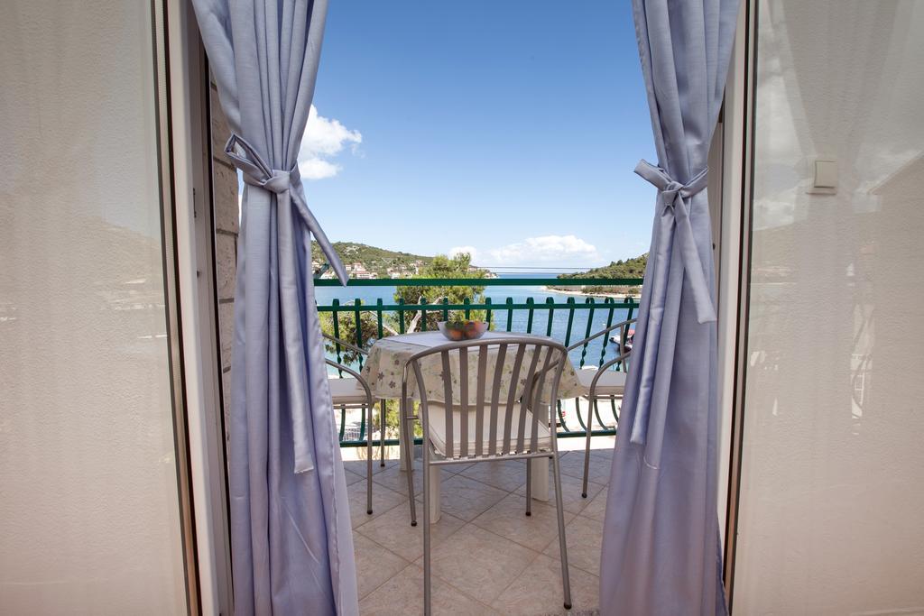 Villa Stana Vinišće Eksteriør bilde