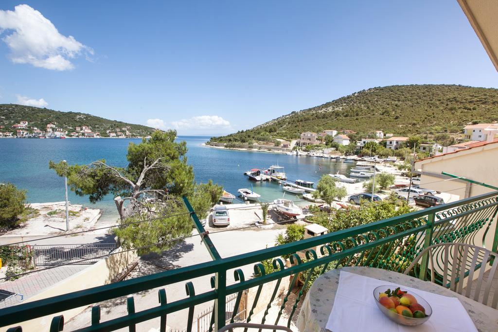 Villa Stana Vinišće Eksteriør bilde